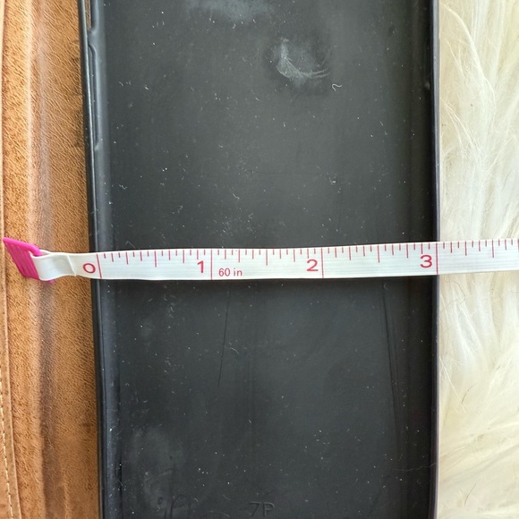 Coach Hardshell Phone Case EUC - Picture 7 of 8